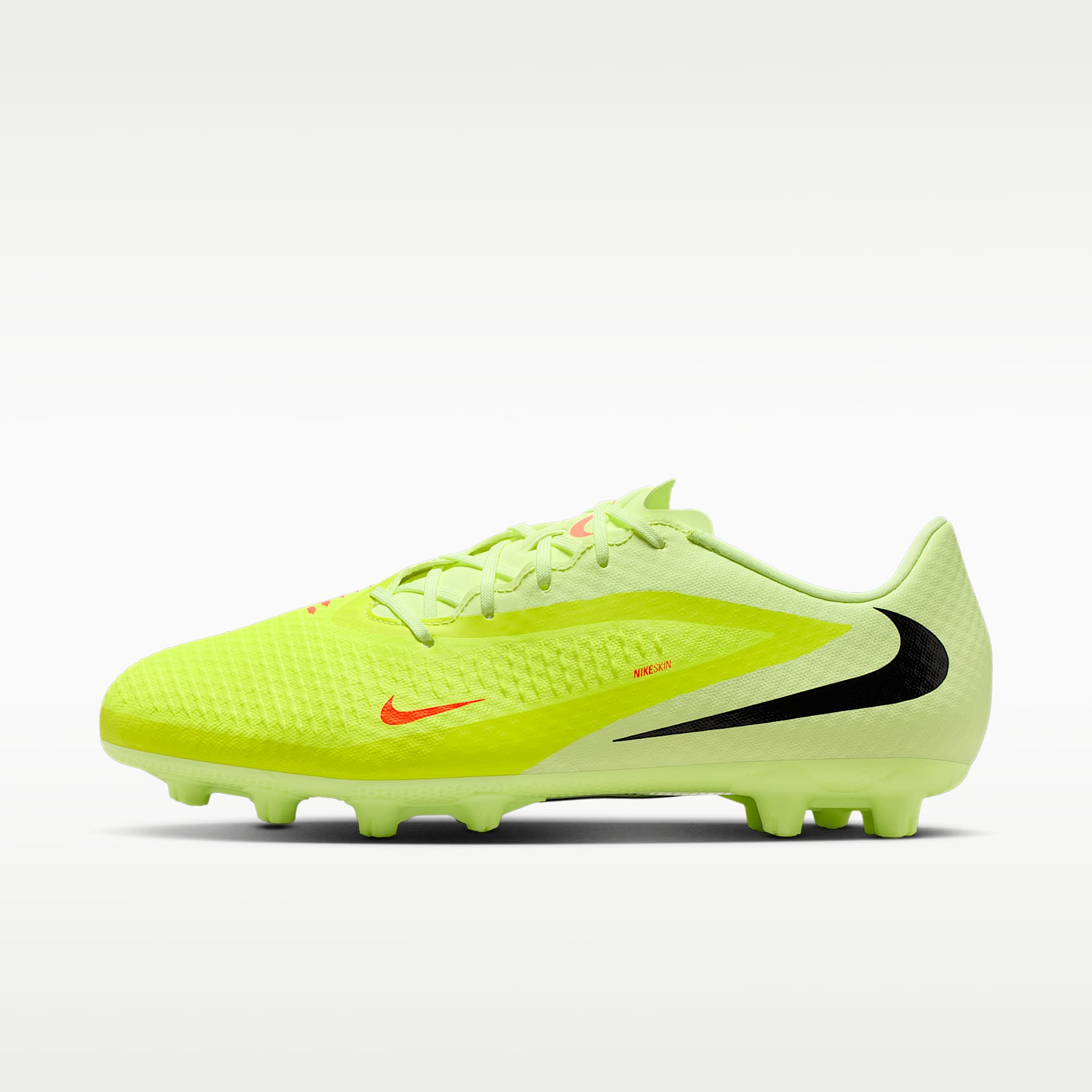 Nike Phantom Mode サッカーシューズ Nike Phantom 6 Low Academy Hard-Ground Football Boot. Nike SG